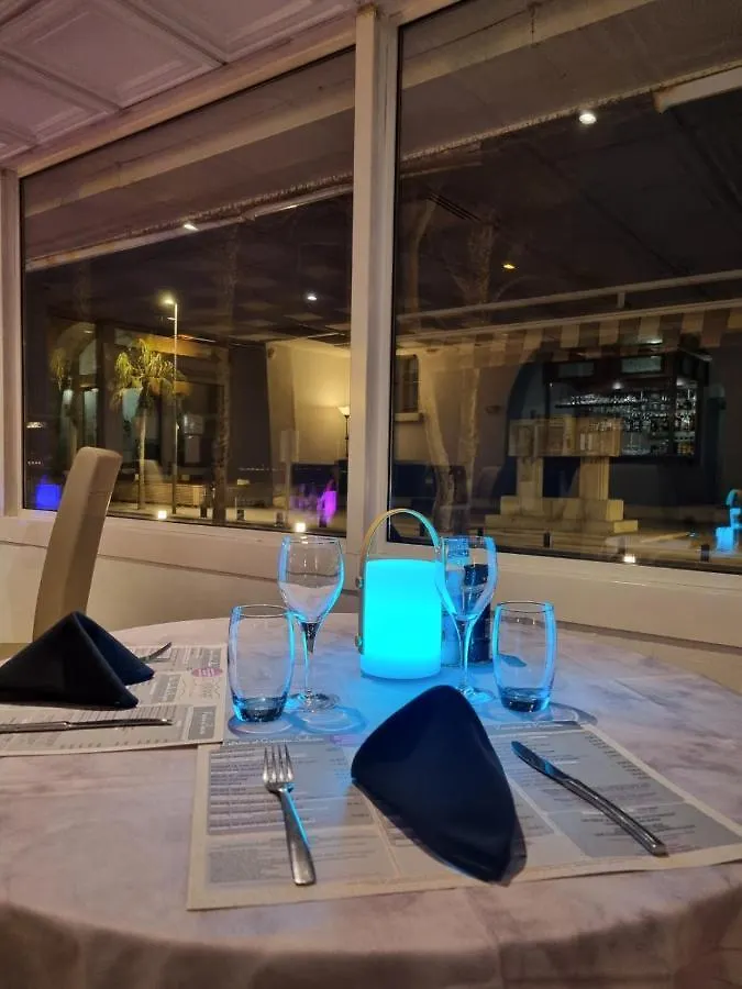 Hotel Restaurant Miramar L'Orchidee La Ciotat 2*,  Frankrijk