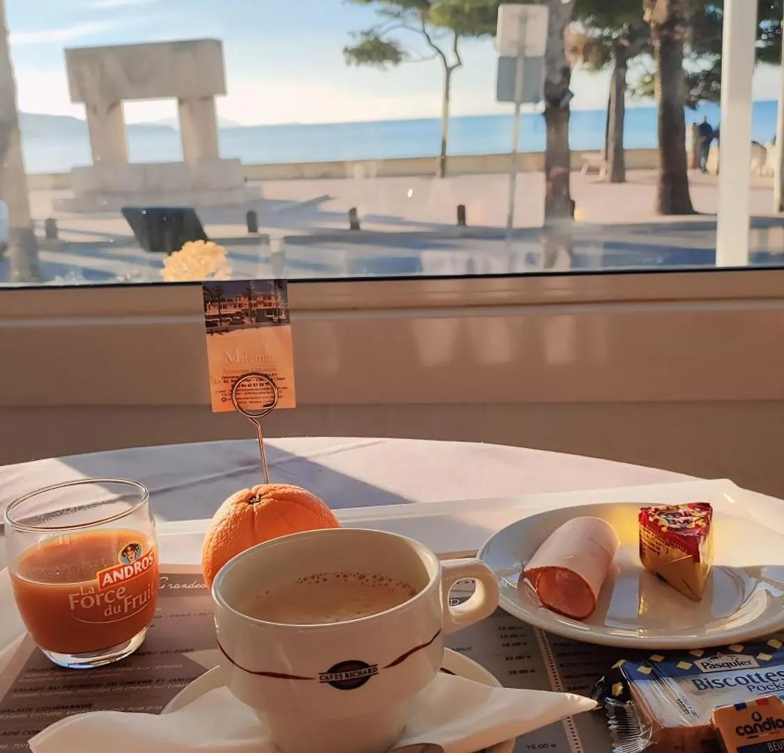 **  Hotel Restaurant Miramar L'Orchidee Francie