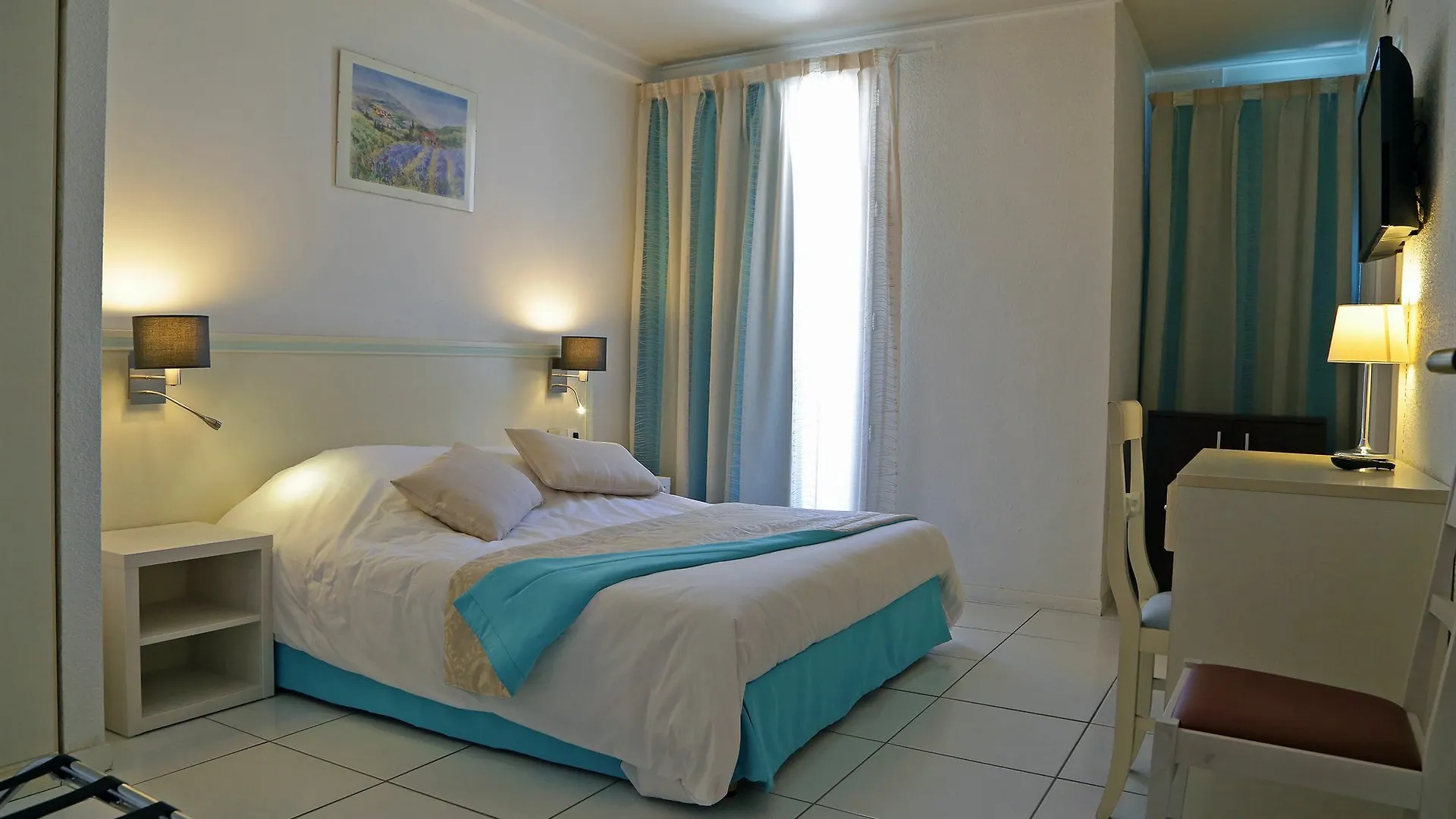 Hotel Restaurant Miramar L'Orchidee La Ciotat 2*,